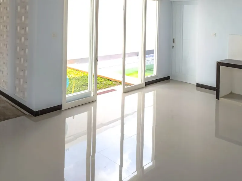 polyurea floor coating 1